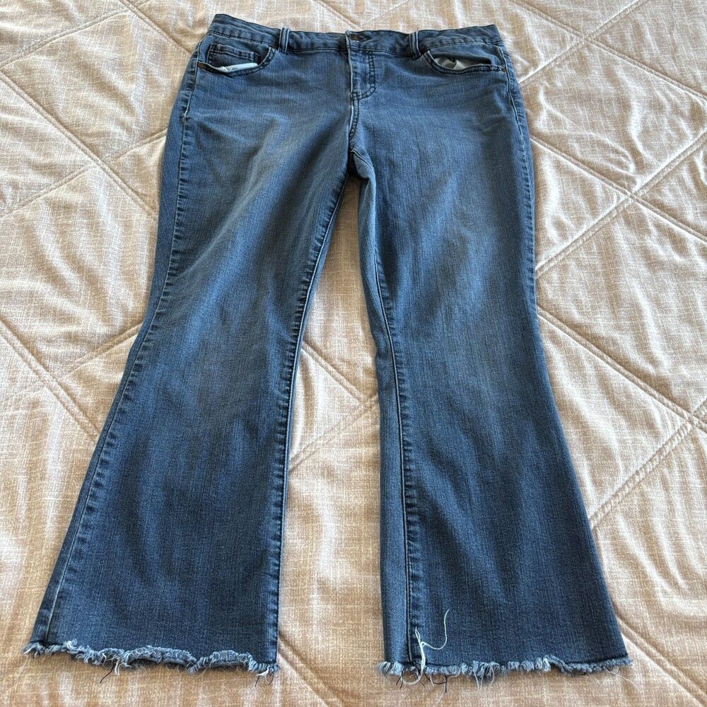 d.jeans: Women's Blue Flare Raw Hem Stretch Denim Jeans Size 14